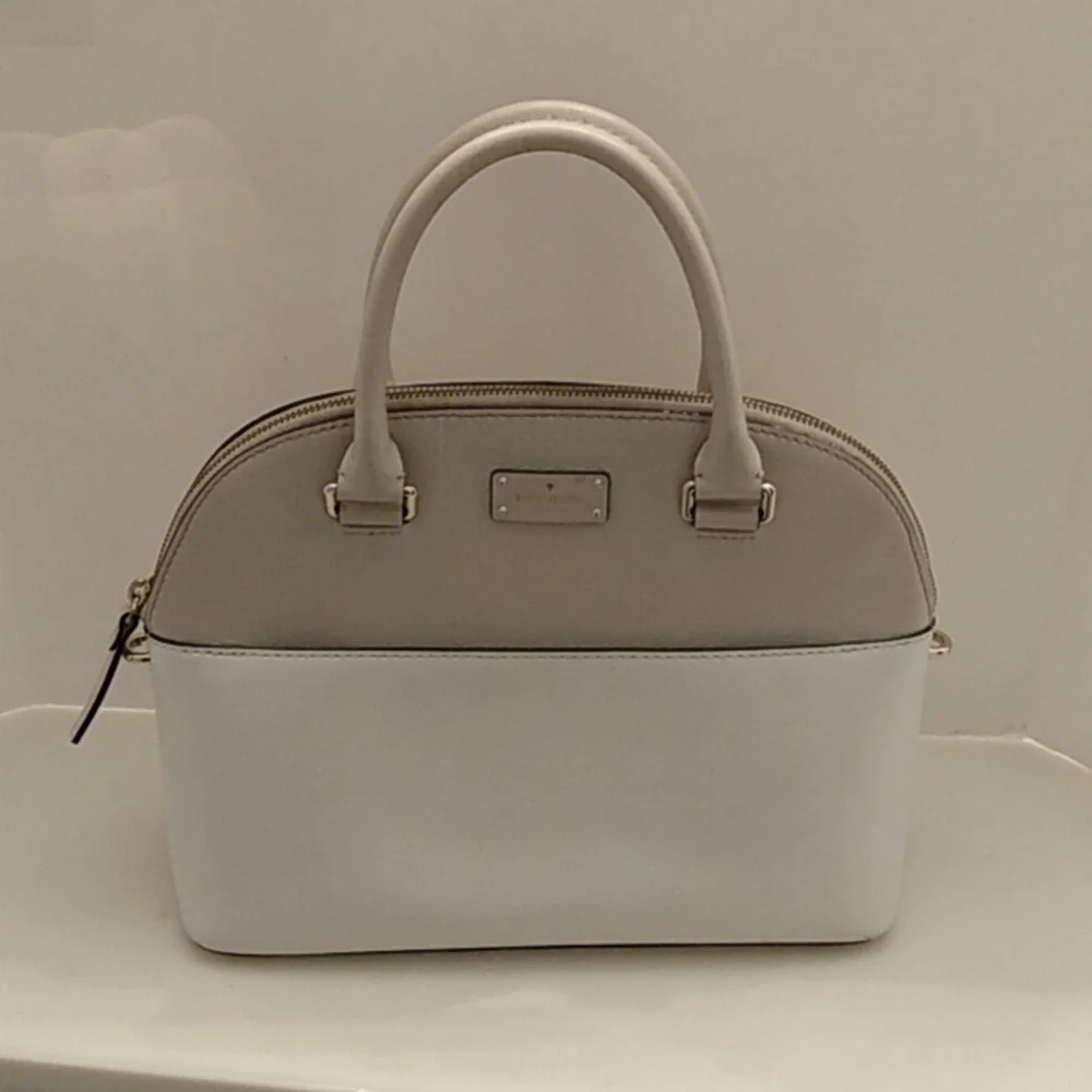 Kate Spade Grove Street Leather “Carli” Dome Satchel Bag Purse